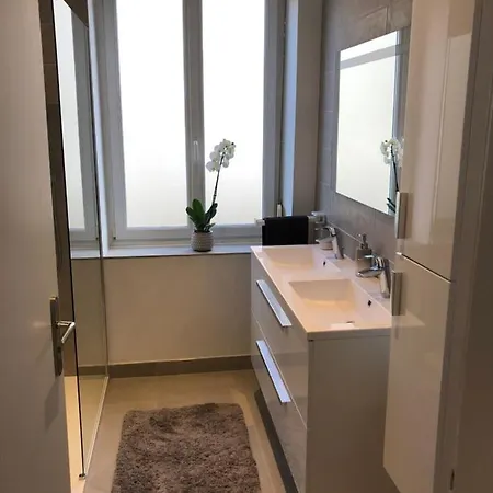 Appartement de Prestige à 2 pas du centre ville Colmar Exterior foto